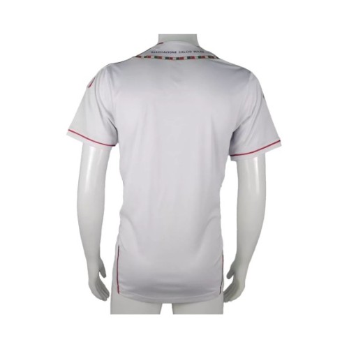 Camiseta retro visitante del AC Milan 2011/12