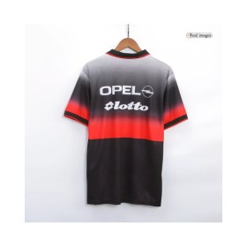 Camiseta de entrenamiento retro del AC Milan 1996/97