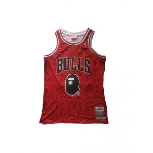 Camiseta de baloncesto roja ABC Swingman de BAPE x Mitchell & Ness Bulls