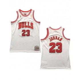 Camiseta de la NBA para hombre Jordan #23 de los Chicago Bulls de Mitchell & Ness, color blanco, 1996/97, Swingman