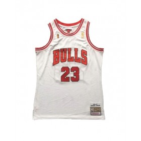 Camiseta de la NBA para hombre Jordan #23 de los Chicago Bulls de Mitchell & Ness, color blanco, 1996/97, Swingman