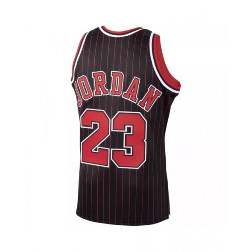 Camiseta de hombre Michael Jordan #23 de los Chicago Bulls Mitchell & Ness Hardwood Classics negra 1995-96