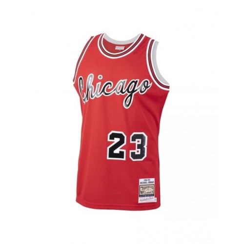 Camiseta auténtica de visitante de 1984 de Michael Jordan #23 de los Chicago Bulls de Mitchell & Ness en rojo