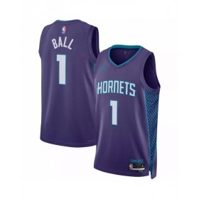 Camiseta de hombre Charlotte Hornets LaMelo Ball #1 violeta 22/23 Swingman - Edición Statement