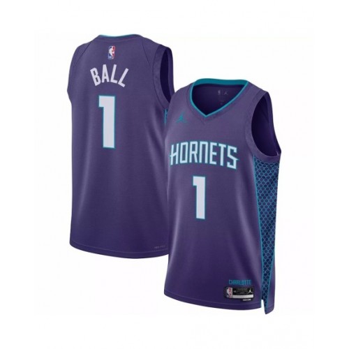 Camiseta de hombre Charlotte Hornets LaMelo Ball #1 violeta 22/23 Swingman - Edición Statement