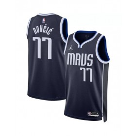 Camiseta Swingman de la edición Statement 2022/23 de Luka Doncic #77 de los Dallas Mavericks para hombre de Jordan Brand Navy