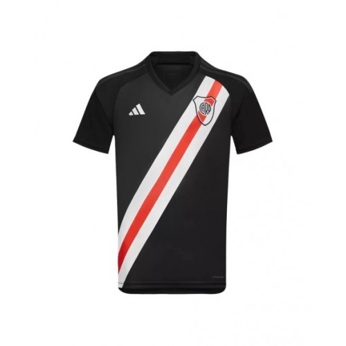 Camiseta River Plate 2023/24 previa al partido