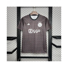 Camiseta de prepartido del Ajax 2024/25