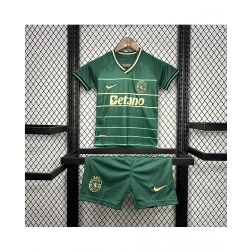 Kit de visitante para niños del Sporting CP 2024/25