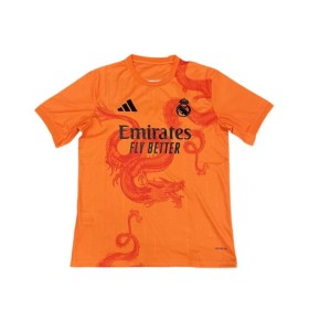 Camiseta edición especial del Real Madrid 2024/25