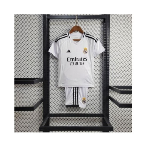 Kit local infantil del Real Madrid 2024/25