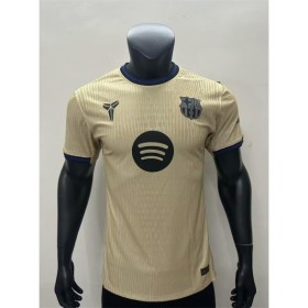 Equipación visitante del Barcelona 2025/26