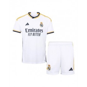 Camiseta de local del Real Madrid 2023/24