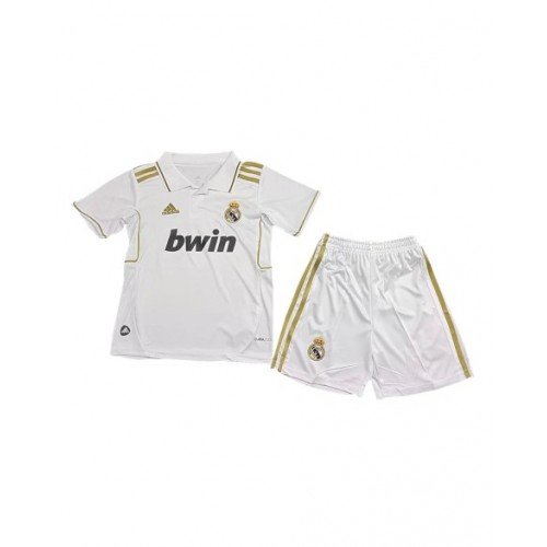 Kit de camiseta local del Real Madrid 2011/12 para niños (camiseta + pantalón corto)