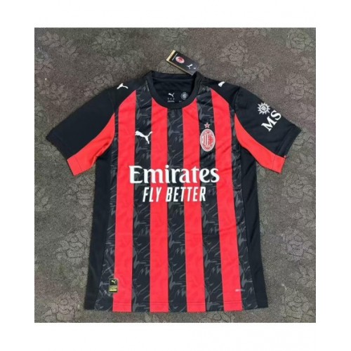 Camiseta local del AC Milan 2025/26