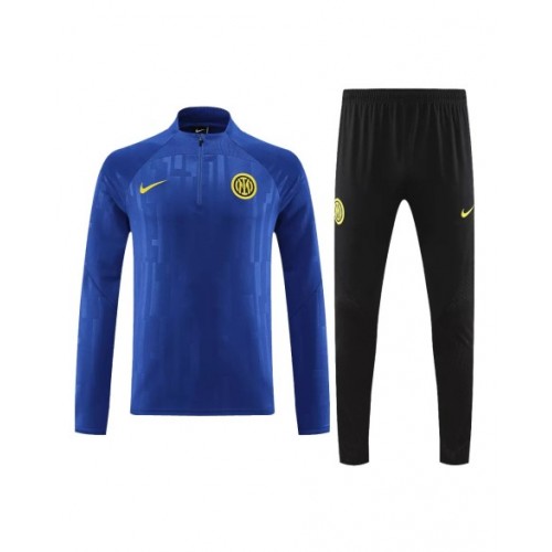 Equipación de camiseta del Inter de Milán 2023/24