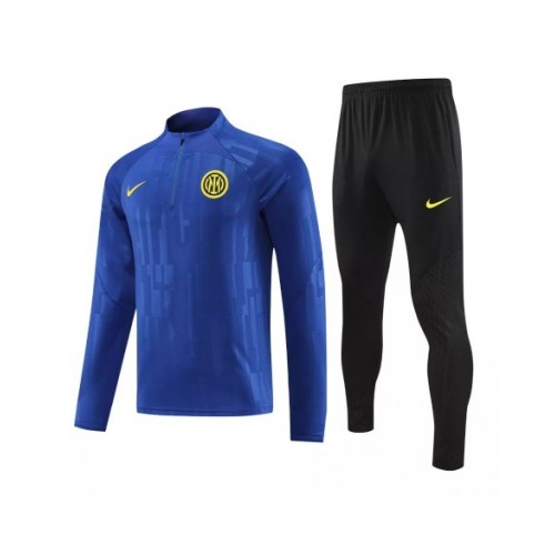 Equipación de camiseta del Inter de Milán 2023/24