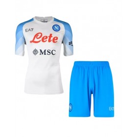 Kit de camiseta de visitante del Napoli 2022/23