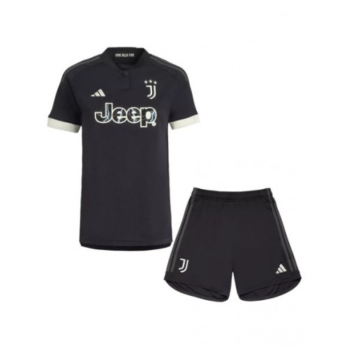 Kit de camiseta de la Juventus 2023/24 Tercera