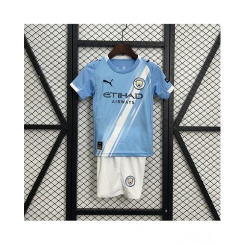Niños de 25/26 años Manchester City en casa