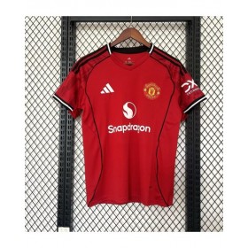 Camiseta local del Manchester United 2025/26