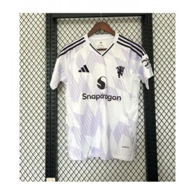 Manchester United 2025/26 away kit