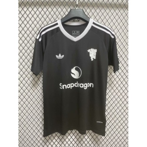 Camiseta negra de portero del Manchester United 2024/25