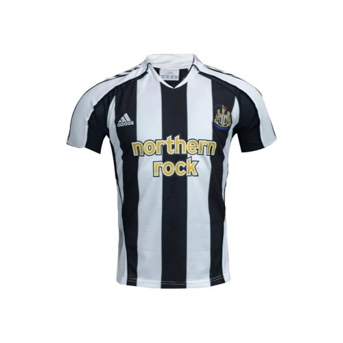 Camiseta retro de local del Newcastle 2005/06