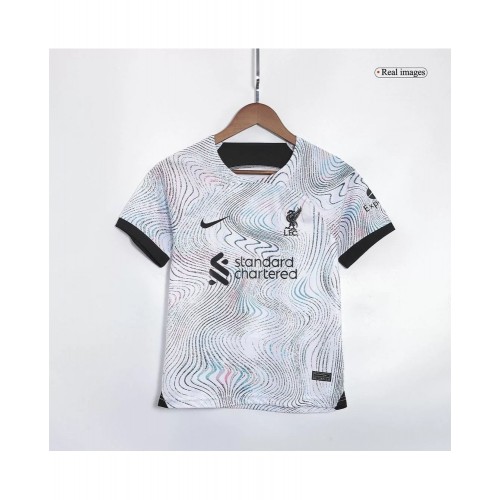 Kit de camiseta juvenil de visitante del Liverpool 202223