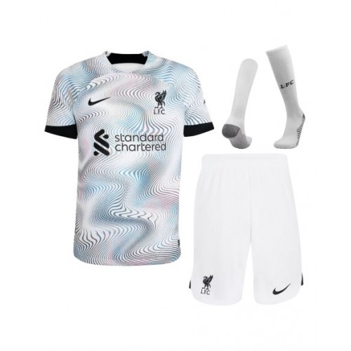 Camiseta de visitante del Liverpool, equipo completo 202223