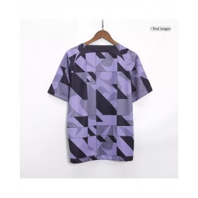 Camiseta de entrenamiento previa al partido del Liverpool 202324