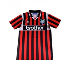 Camiseta retro visitante del Manchester City 1996