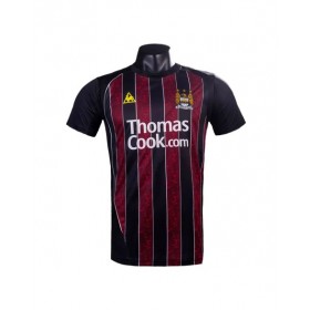 Camiseta retro de visitante del Manchester City 2008/09