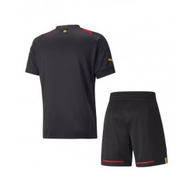 Kit de camiseta juvenil de visitante del Manchester City 2022/23