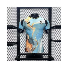 Camiseta Argentina 2024/25 con tablero de graffitis, versión jugador