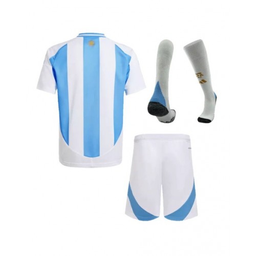 Kit de camiseta local de Argentina para la Copa América 2024 para niños (camiseta + pantalón corto + medias)