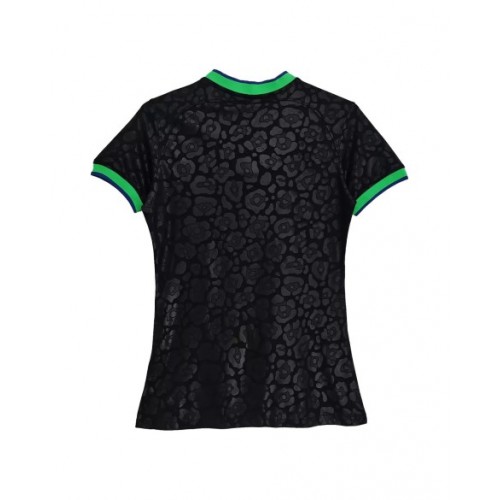 Camiseta Brasil 2022 The Dark - Mujer