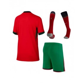 Kit de camiseta local de Portugal para la Eurocopa 2024 para niños (camiseta, pantalones cortos y calcetines)