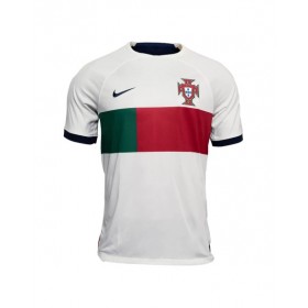 Camiseta visitante de Portugal para el Mundial 2022